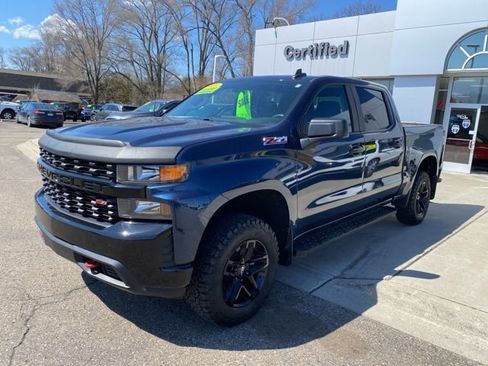 Used 2020 Chevrolet Silverado 1500 Custom Trail Boss w/ Custom Convenience Package image 9