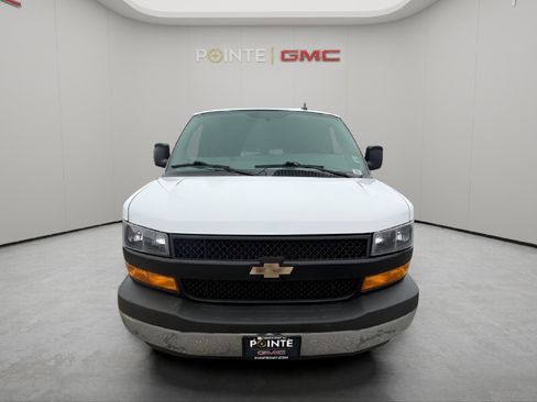 Used 2021 Chevrolet Express 2500 w/ Driver Convenience Package image 30
