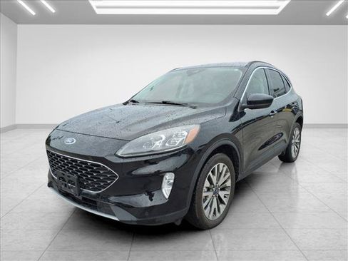 Used 2022 Ford Escape Titanium AWD/4WD image 4