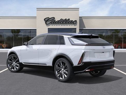 New 2026 Cadillac Lyriq Signature Luxury w/ Nappa Leather Package RWD image 3