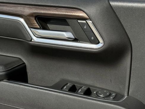 Used 2023 Chevrolet Silverado 1500 LT AWD/4WD image 22