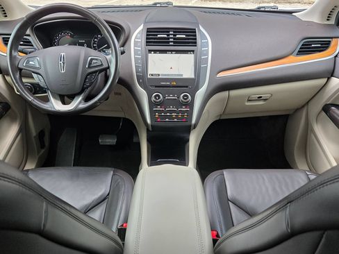 Used 2017 Lincoln MKC Select w/ Select Plus Package FWD image 17