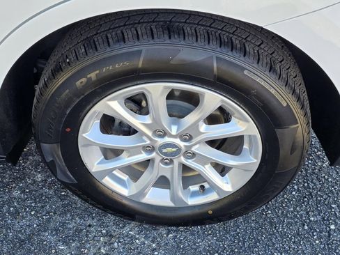 Used 2019 Chevrolet Equinox LT w/ LPO, Hit The Road Package image 34