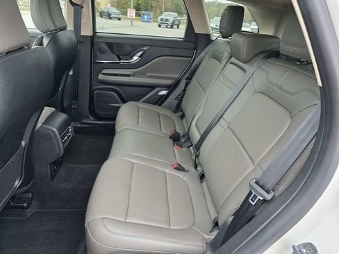 Used 2024 Lincoln Corsair Reserve w/ Equipment Group 201A image 6