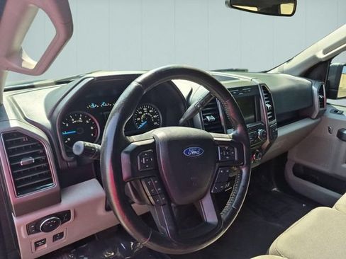 Used 2018 Ford F150 XLT w/ Equipment Group 302A Luxury AWD/4WD image 11