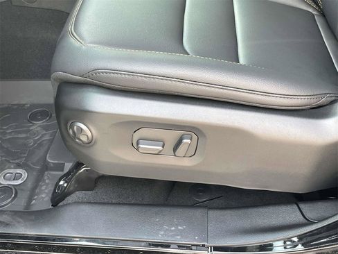 New 2025 Jeep Wrangler Sahara image 27