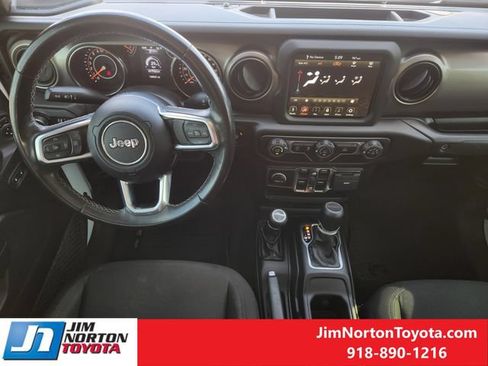 Used 2020 Jeep Gladiator Sport w/ Quick Order Package 24S AWD/4WD image 25