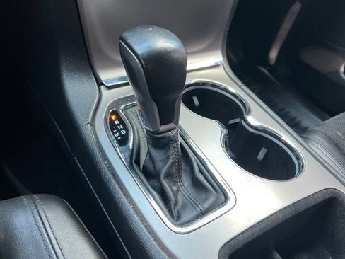 Used 2021 Jeep Grand Cherokee Laredo X AWD/4WD image 28