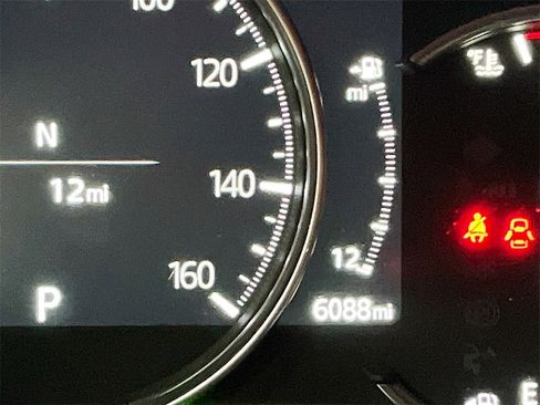 Used 2025 MAZDA CX-5 Signature image 12