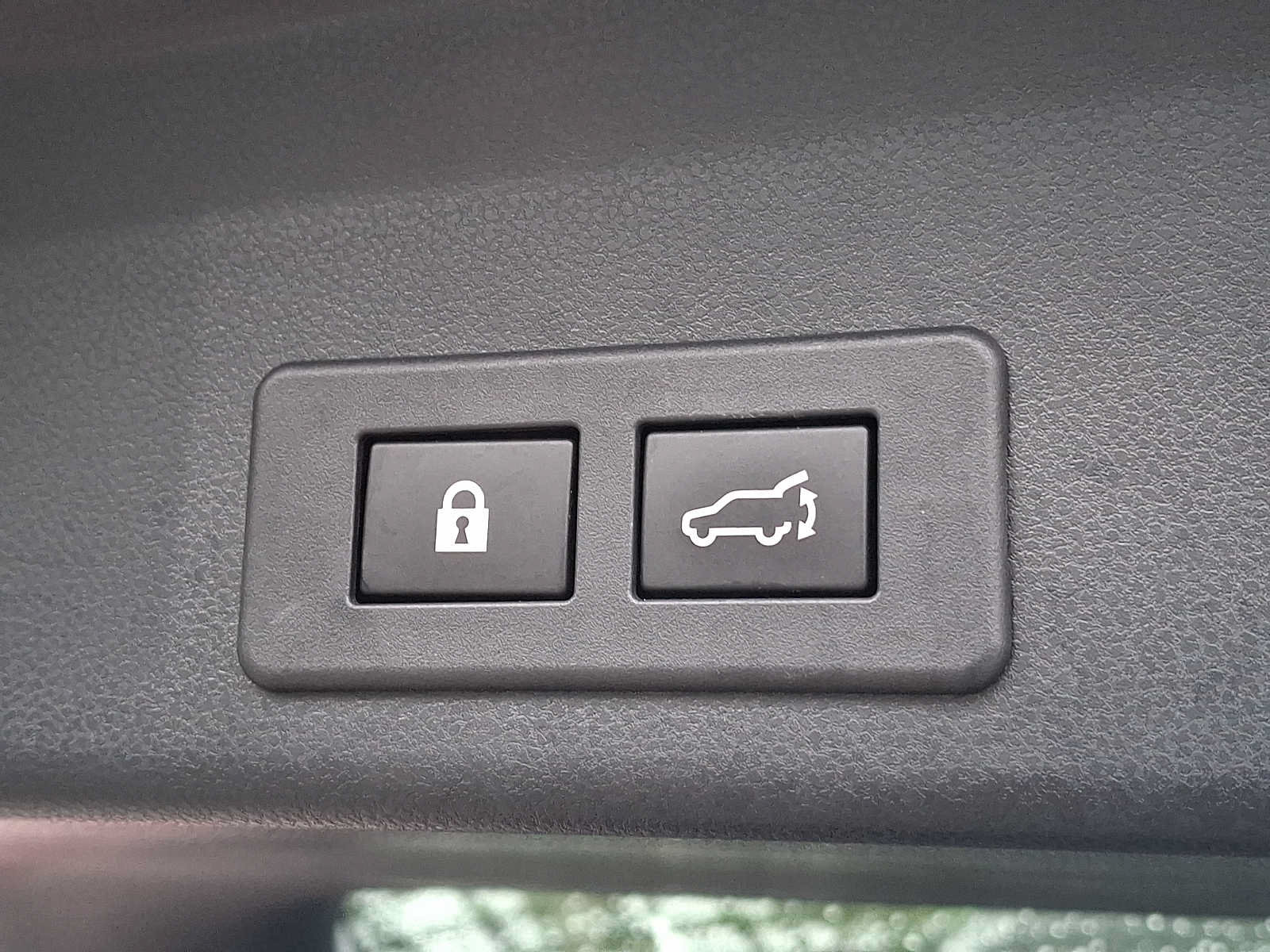 Used 2020 Subaru Ascent Touring AWD/4WD image 30