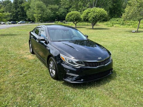 Used 2020 Kia Optima LX FWD image 3