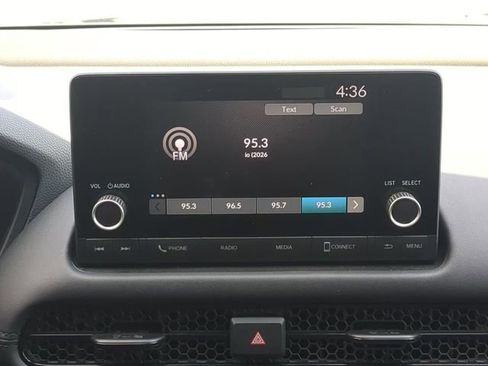 Used 2025 Honda HR-V LX image 19