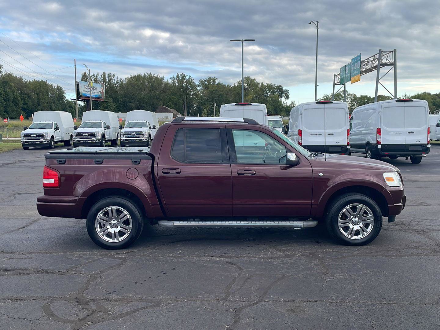 Used 2007 Ford Explorer Sport Trac Limited AWD/4WD image 6