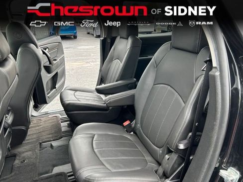 Used 2016 GMC Acadia Denali FWD image 26