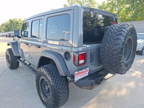 Used 2021 Jeep Wrangler Unlimited Sport w/ Sun And Sound Package AWD/4WD image 4