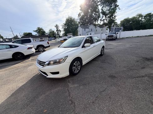 Used 2013 Honda Accord LX image 42