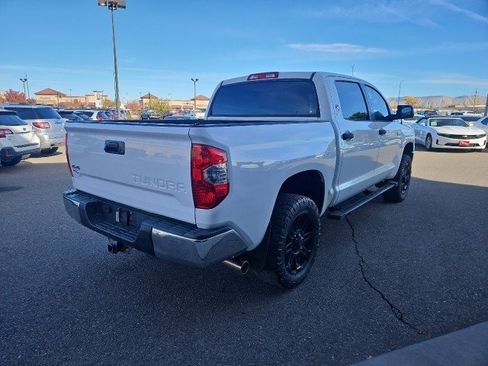 Used 2014 Toyota Tundra SR5 w/ SR5 Upgrade Package image 5