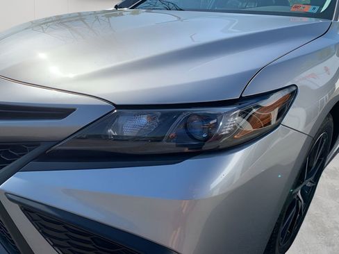 Used 2024 Toyota Camry SE image 29