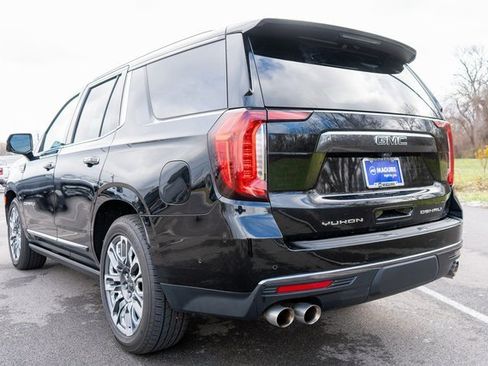 Used 2023 GMC Yukon Denali Ultimate image 8