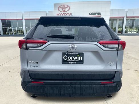 Used 2025 Toyota RAV4 XLE AWD/4WD image 4