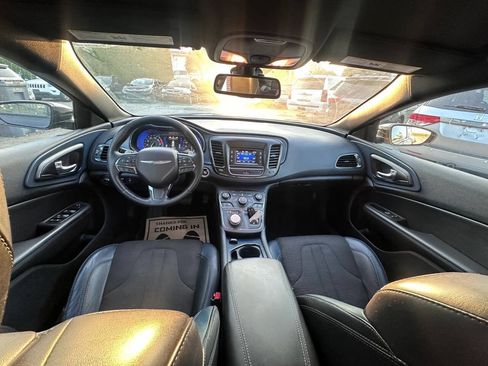 Used 2016 Chrysler 200 S w/ Comfort Group FWD image 14
