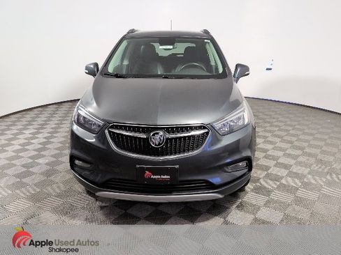 Used 2018 Buick Encore Preferred image 2