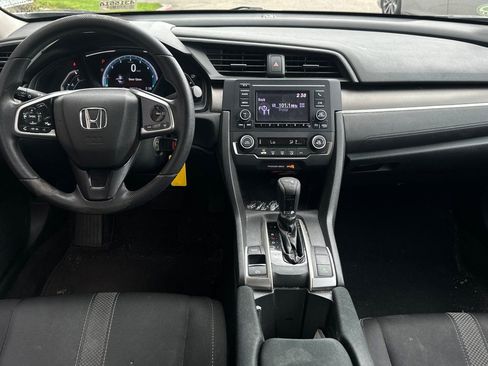 Used 2020 Honda Civic LX image 9