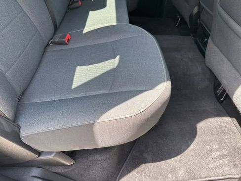 Used 2022 RAM 1500 Classic Warlock AWD/4WD image 18