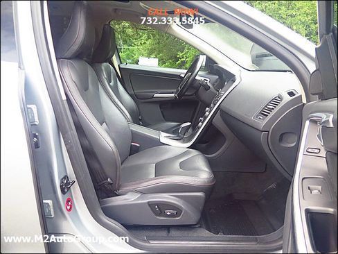 Used 2013 Volvo XC60 T6 image 17