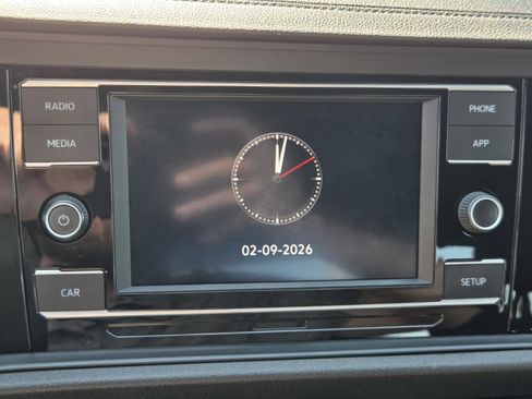 Used 2019 Volkswagen Jetta GLI image 15