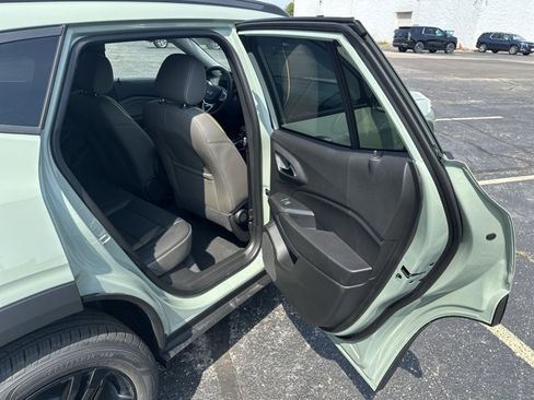 New 2025 Chevrolet Trax ACTIV w/ Driver Confidence Package image 23