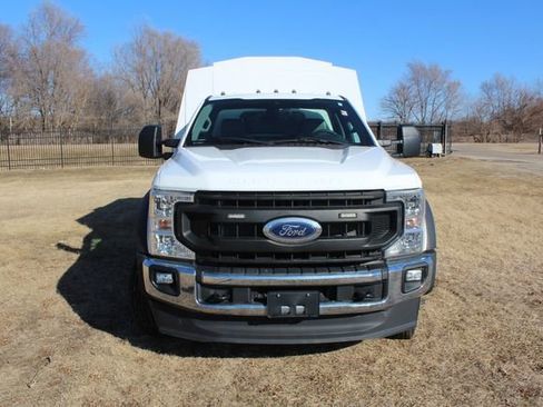 Used 2021 Ford F550 4x4 Regular Cab Super Duty image 4
