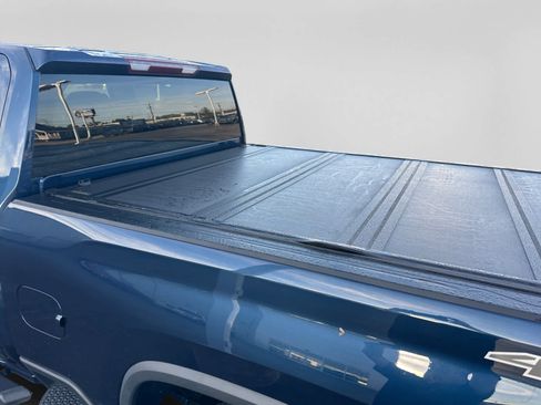 Used 2022 Chevrolet Silverado 2500 Custom w/ Custom Value Package AWD/4WD image 19