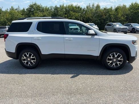 Used 2023 GMC Acadia SLE w/ Driver Convenience Package AWD/4WD image 9