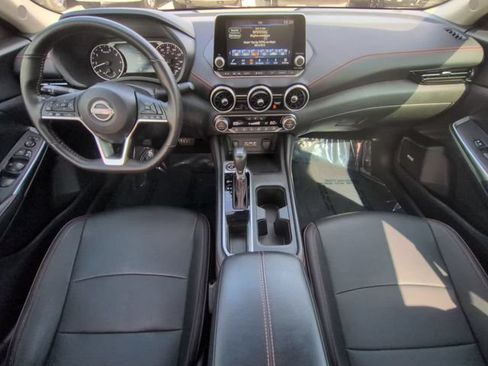 Used 2024 Nissan Sentra SR w/ SR Premium Package FWD image 17