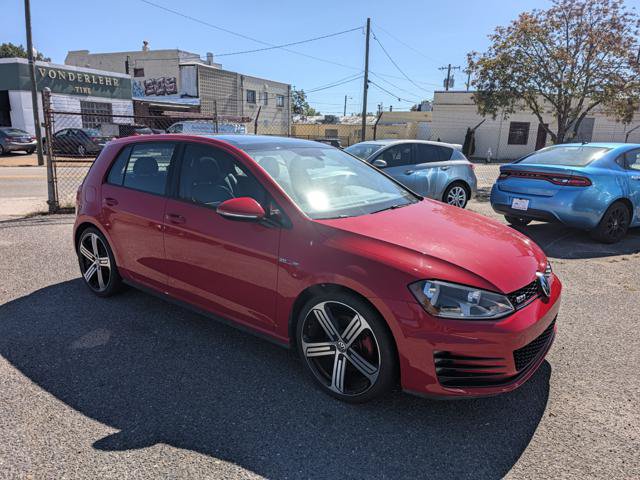 Used 2015 Volkswagen GTI SE FWD image 14