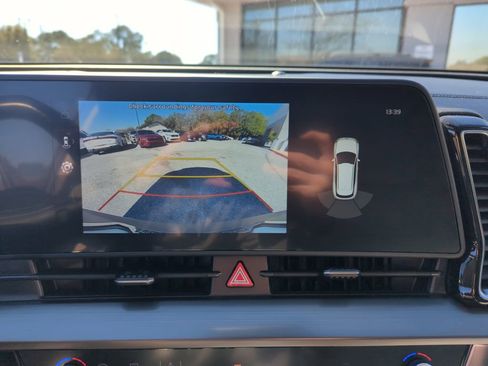 Used 2023 Kia Sportage EX image 26