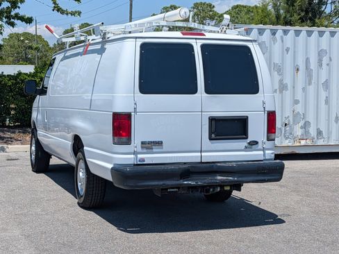 Used 2014 Ford E-250 and Econoline 250 Extended RWD image 6