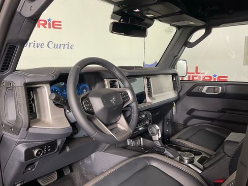 New 2026 Ford Bronco Outer Banks AWD/4WD image 13