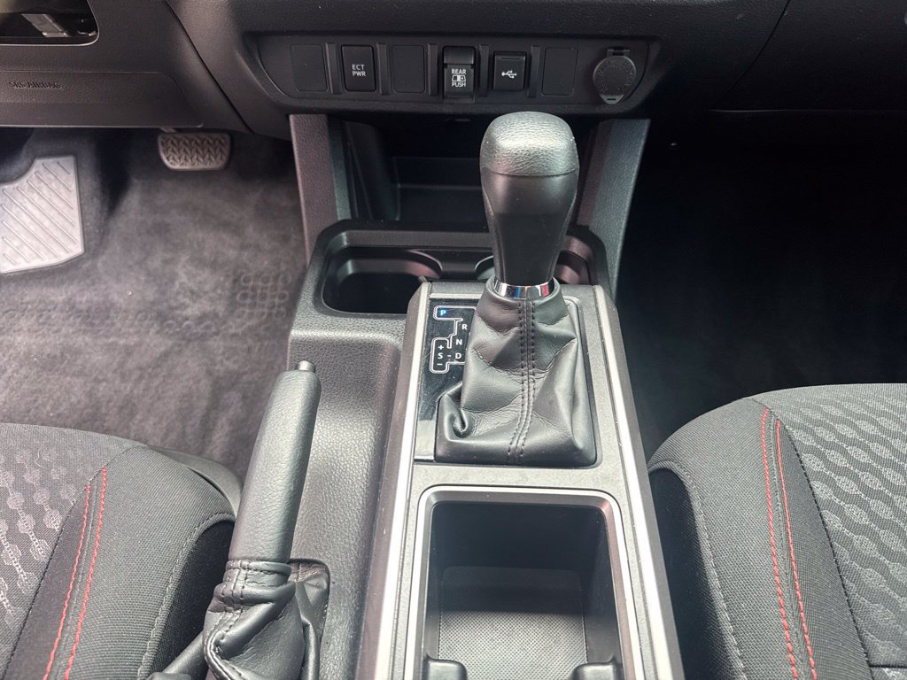 Used 2023 Toyota Tacoma SR5 AWD/4WD image 42