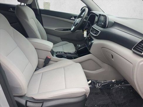 Used 2019 Hyundai Tucson SE image 19