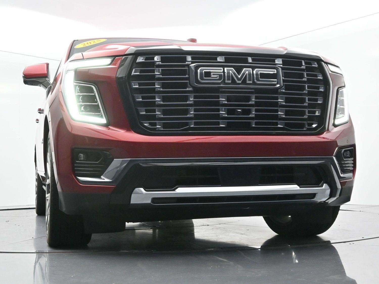 Used 2025 GMC Yukon Denali Ultimate AWD/4WD image 56