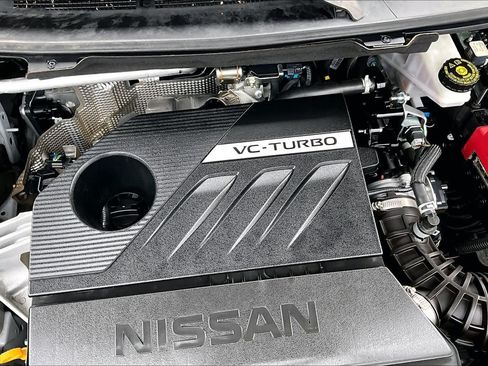 Certified 2025 Nissan Rogue SV FWD image 32