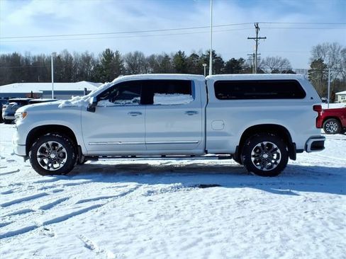 Used 2023 Chevrolet Silverado 1500 High Country w/ Technology Package image 6