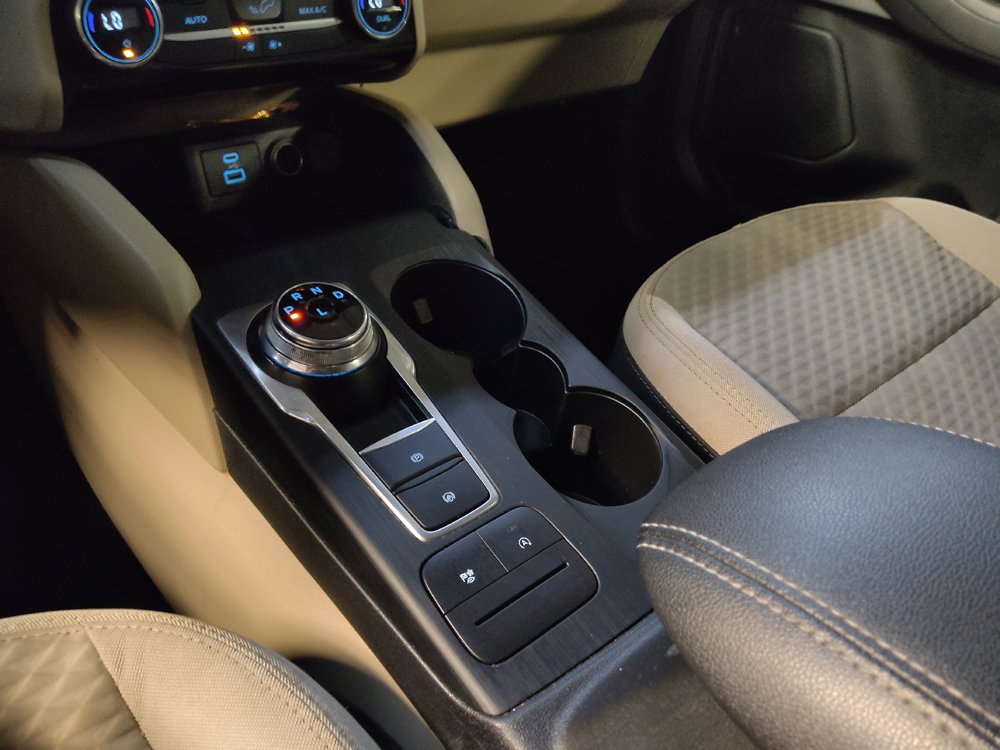 Used 2021 Ford Escape SE w/ Convenience Package FWD image 26