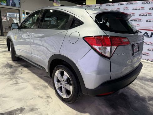 Used 2019 Honda HR-V LX image 7