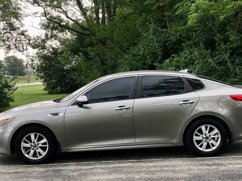 Used 2016 Kia Optima LX FWD image 8