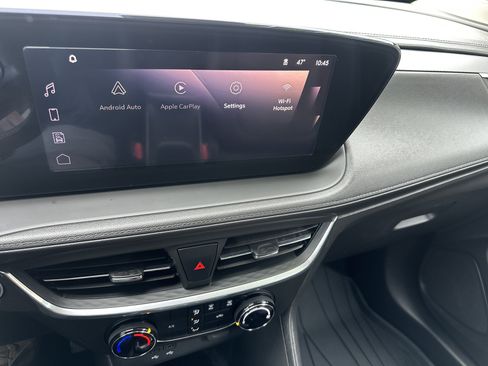 Used 2024 Buick Encore GX Preferred image 17