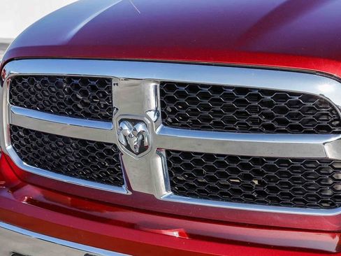 Used 2019 RAM 1500 Classic SLT image 6