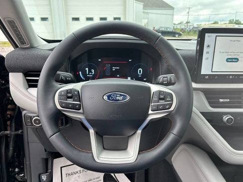 New 2026 Ford Explorer Active w/ Active Comfort Package AWD/4WD image 18